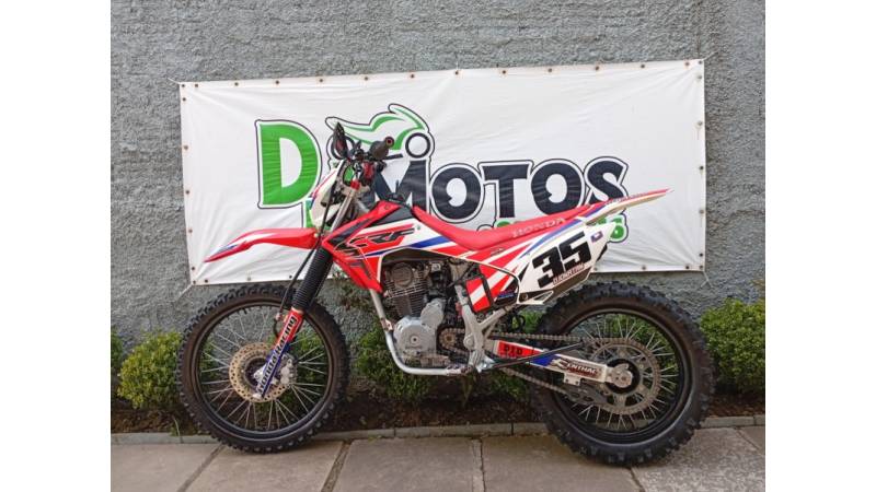 HONDA - CRF 230F - 2010/2010 - Vermelha - R$ 12.990,00