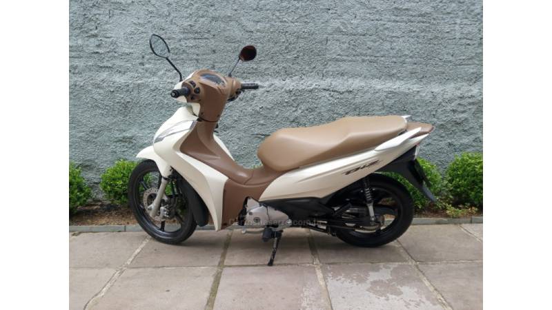 HONDA - BIZ 125 - 2018/2018 - Branca - R$ 13.990,00