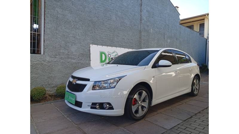 CHEVROLET - CRUZE - 2013/2013 - Branca - R$ 63.990,00
