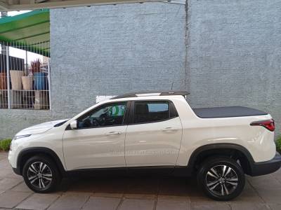 FIAT - TORO - 2023/2023 - Branca - R$ 121.990,00