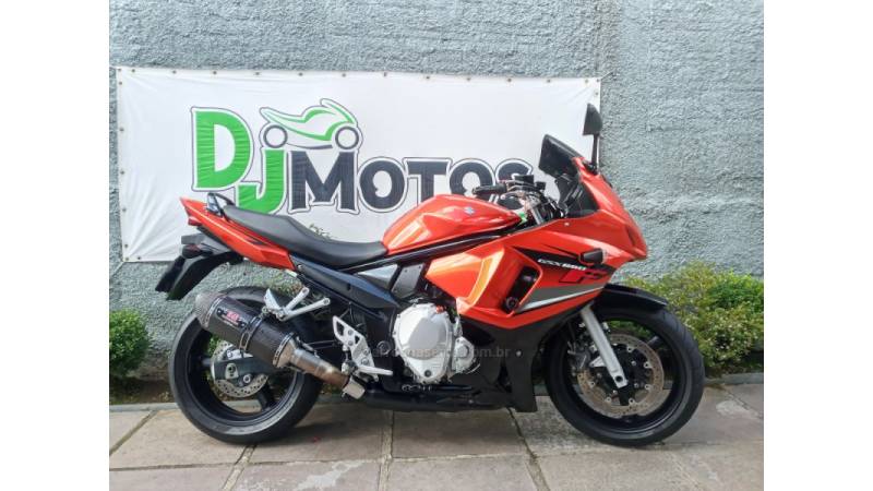 SUZUKI - GSX - 2011/2011 - Laranja - R$ 31.900,00