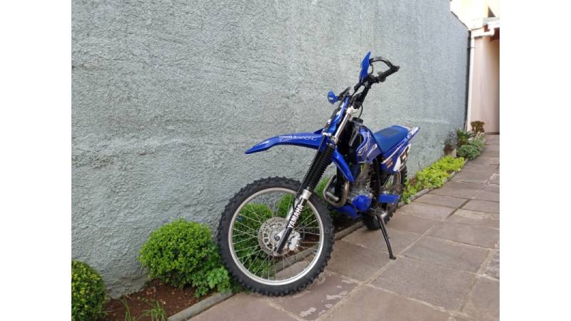 YAMAHA - TT-R - 2022/2022 - Azul - R$ 17.500,00